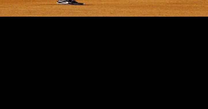 October 16, 2003: Aaron Boone's home run wins the pennant for