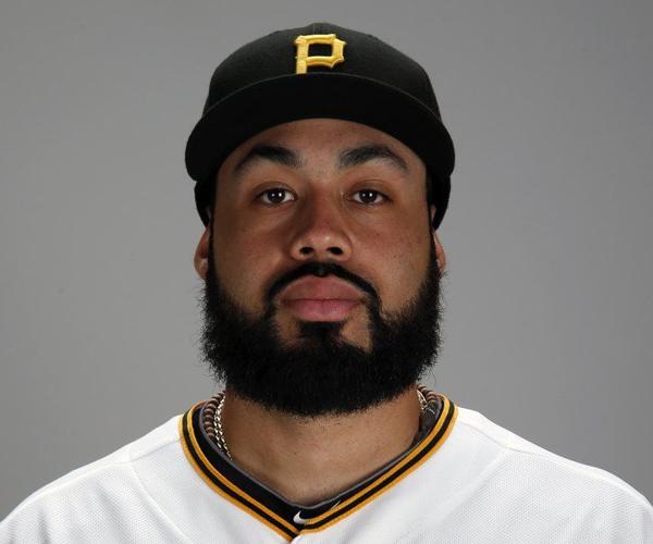 Orioles finalize $5.75M deal with power-hitter Pedro Alvarez