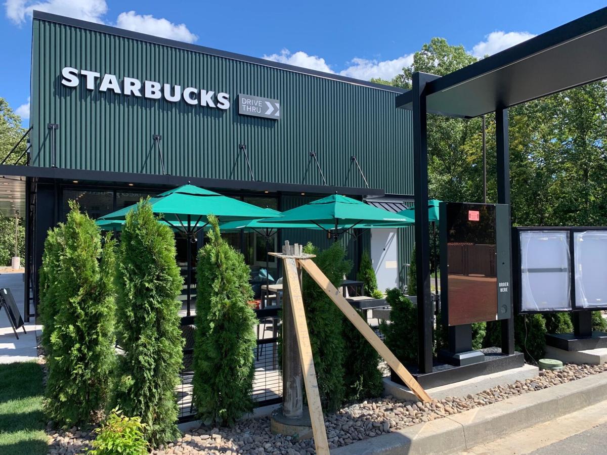 Starbucks opens Austin shop, a first outside of Galewood - Austin