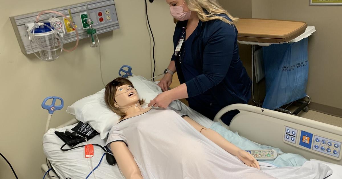 Emergency Simulation Lab Hospital's simulation lab offers practice for real-life emergencies ...