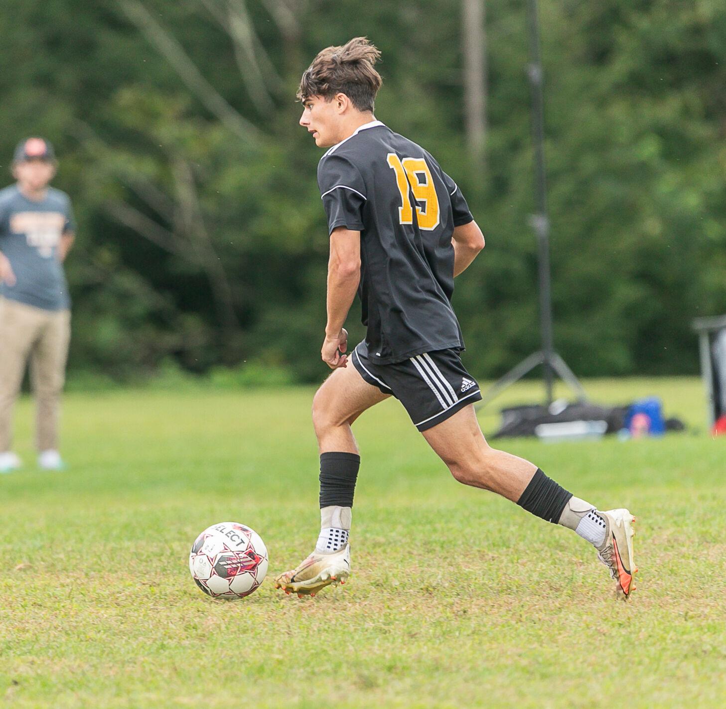 Roundup Harwood completes unbeaten regular season Sports