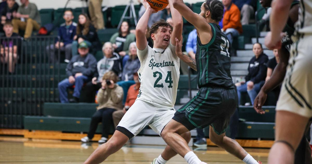 College Roundup: Mixed results for Castleton, Norwich basketball teams ...