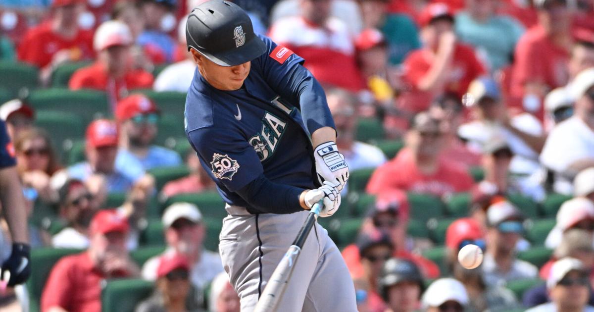 Refsnyder's challenge that led to homer was 1 of 8 successful ...