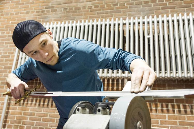 Thousands attend gun show in Barre Local News