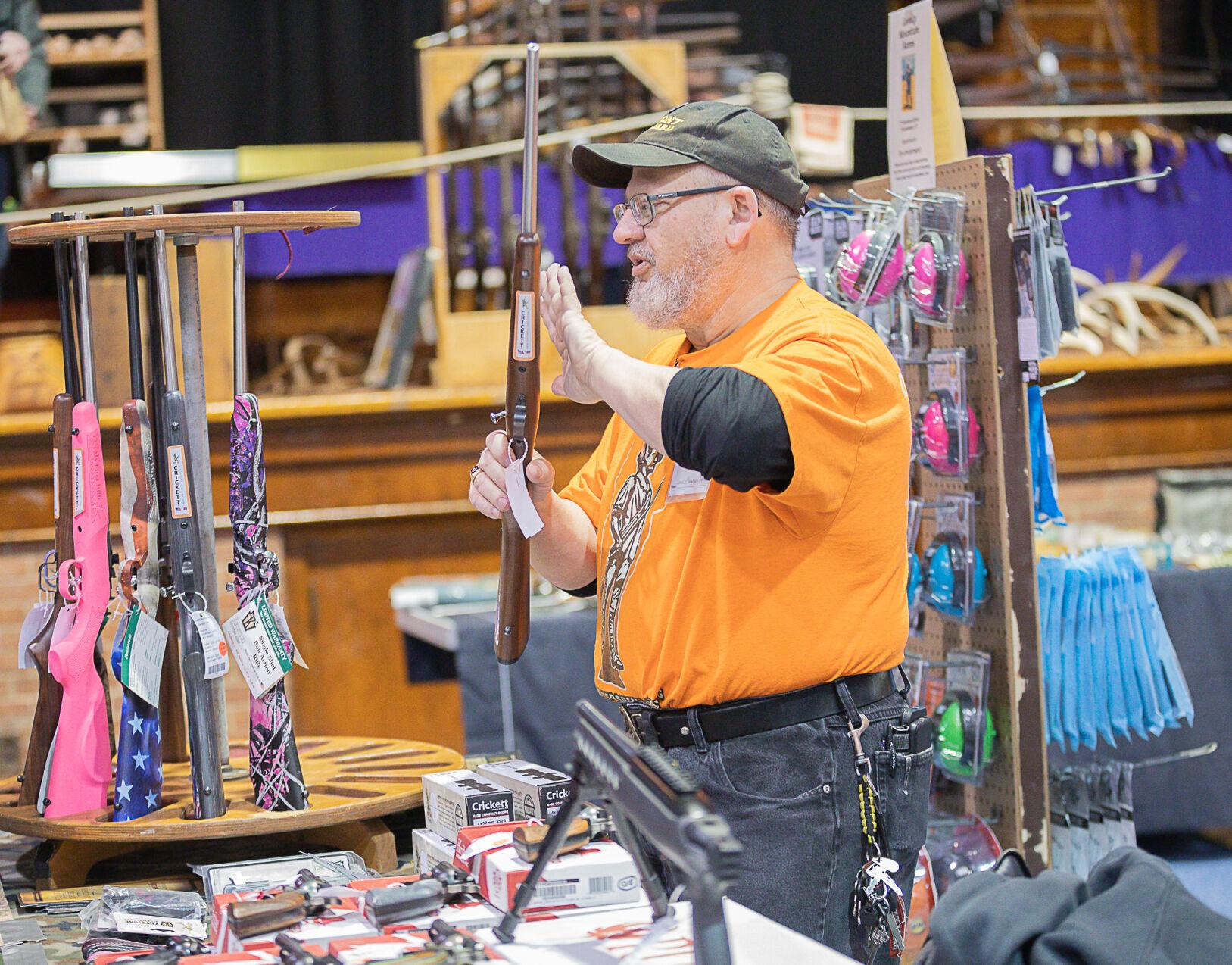 Gun Show in Barre Slider