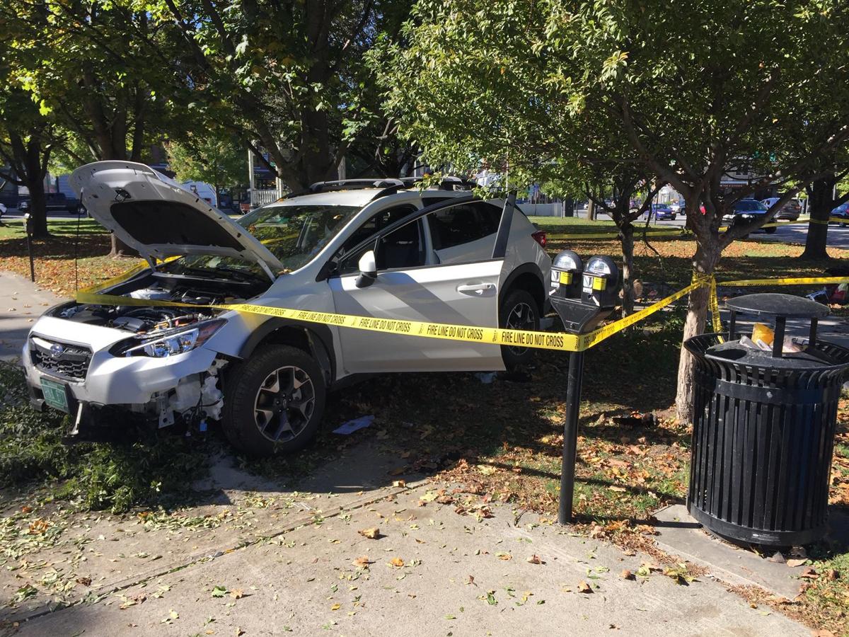 Police Car crashed into three people at City Hall Park Local News