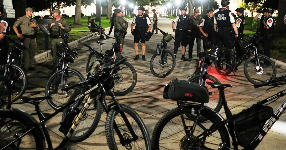 Coverage image for: ICE Shooting Austin