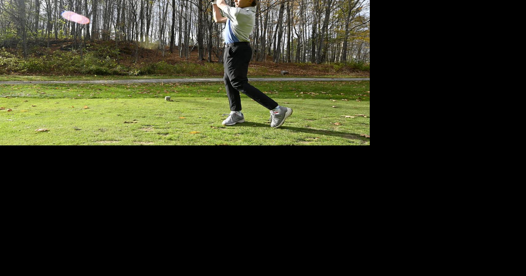 Roundup: U-32 golfer places 4th at New England's