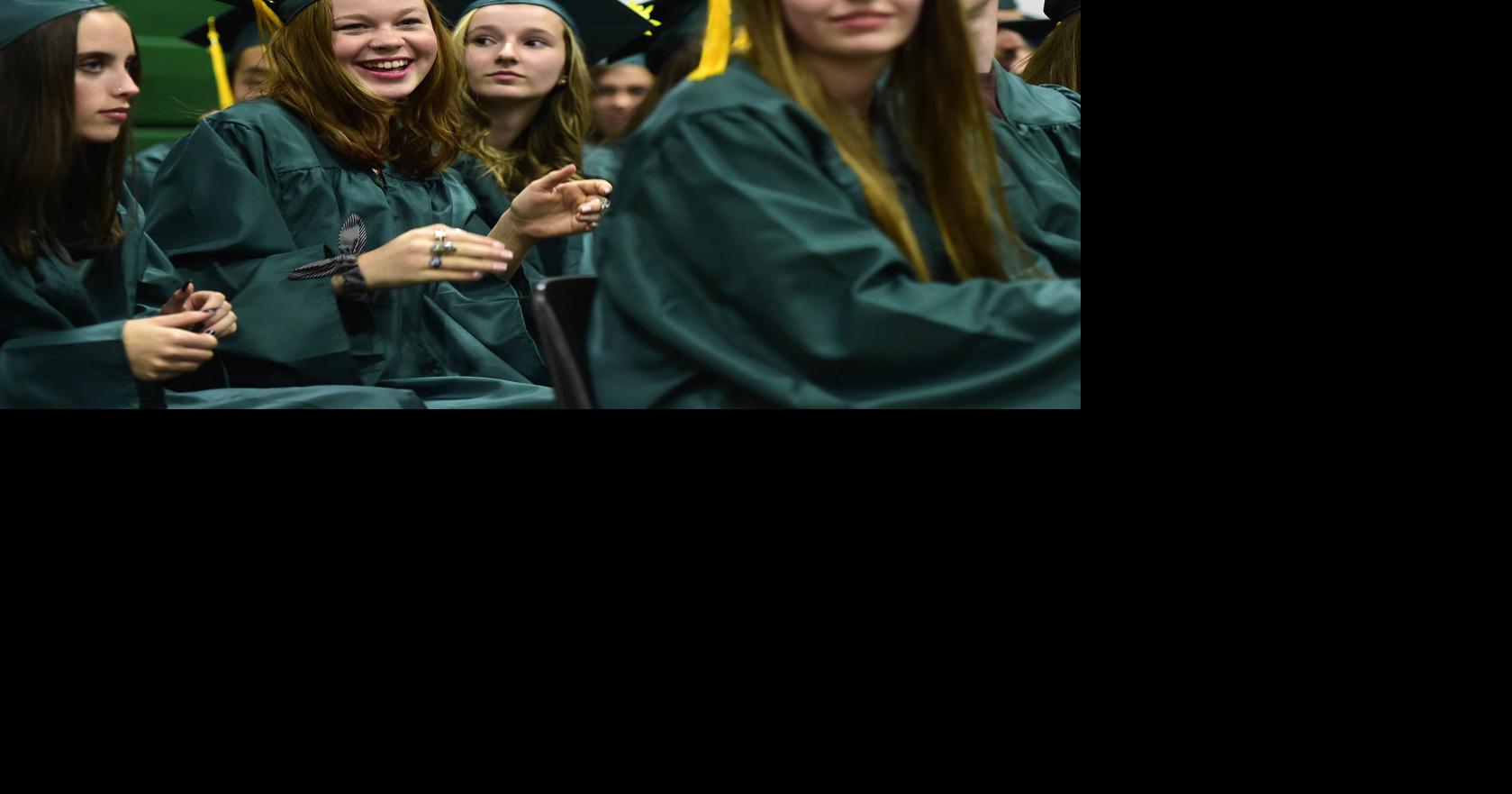 MHS honors Class of 2019, departing principal | Local News | timesargus.com