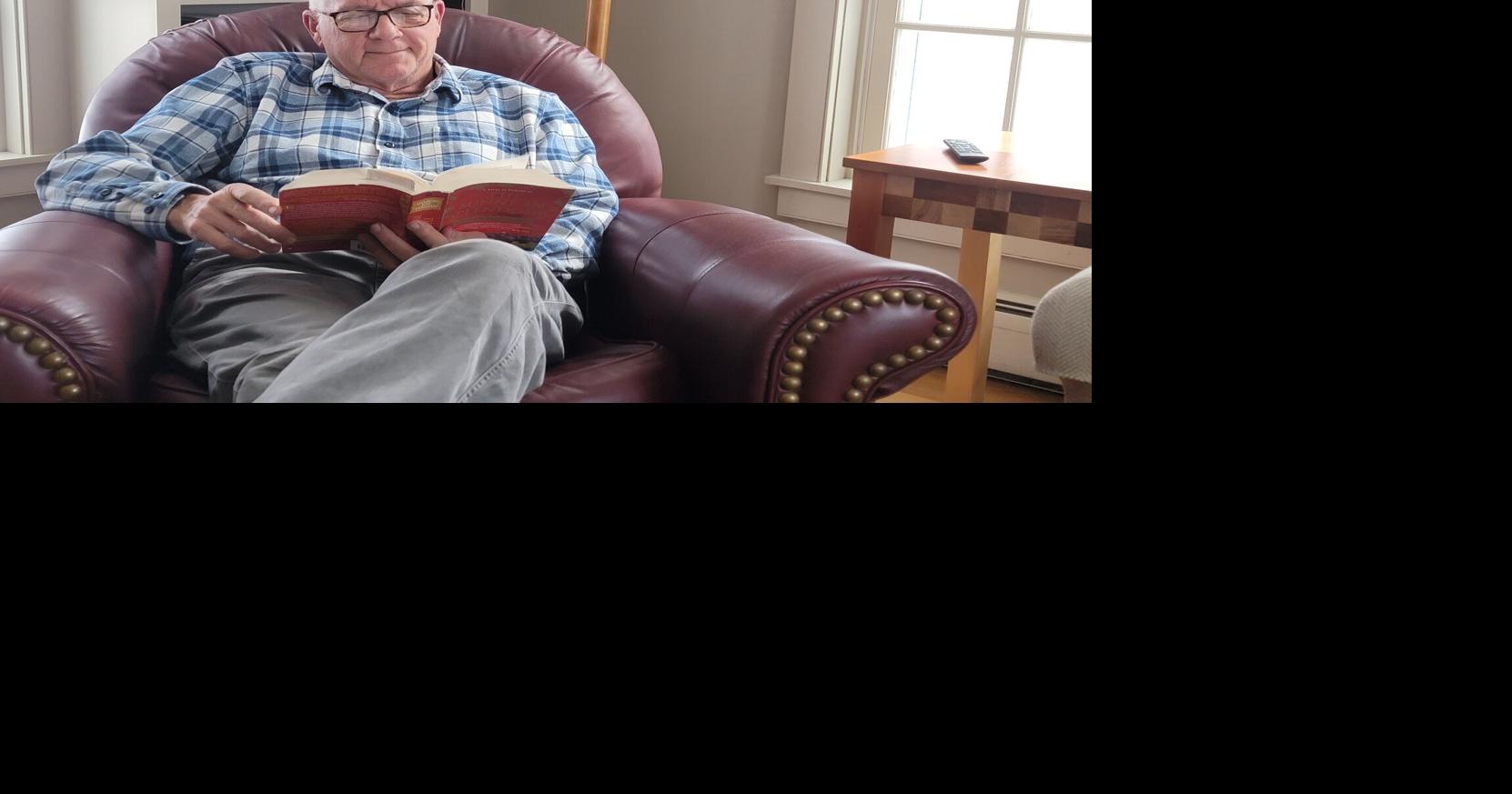 Vt. Book Nook: Reading with Thomas Schmidt | Weekend Magazine ...