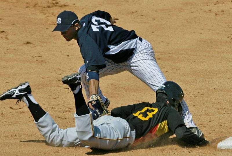 What Pros Wear: Player Profile: Felix Hernandez (Glove, Cleats