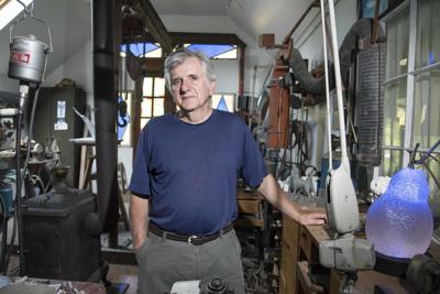 'Big Frog, Small Pond' sculpture to be featured at Randolph lab
