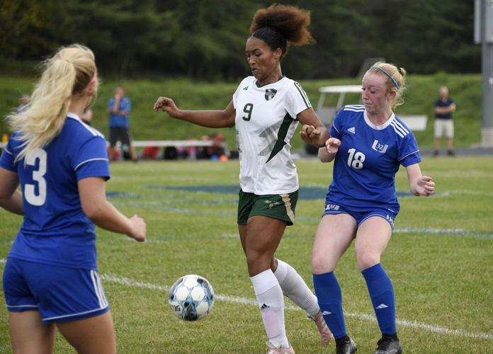 Roundup U32 girls overpower Montpelier, 30 Slider