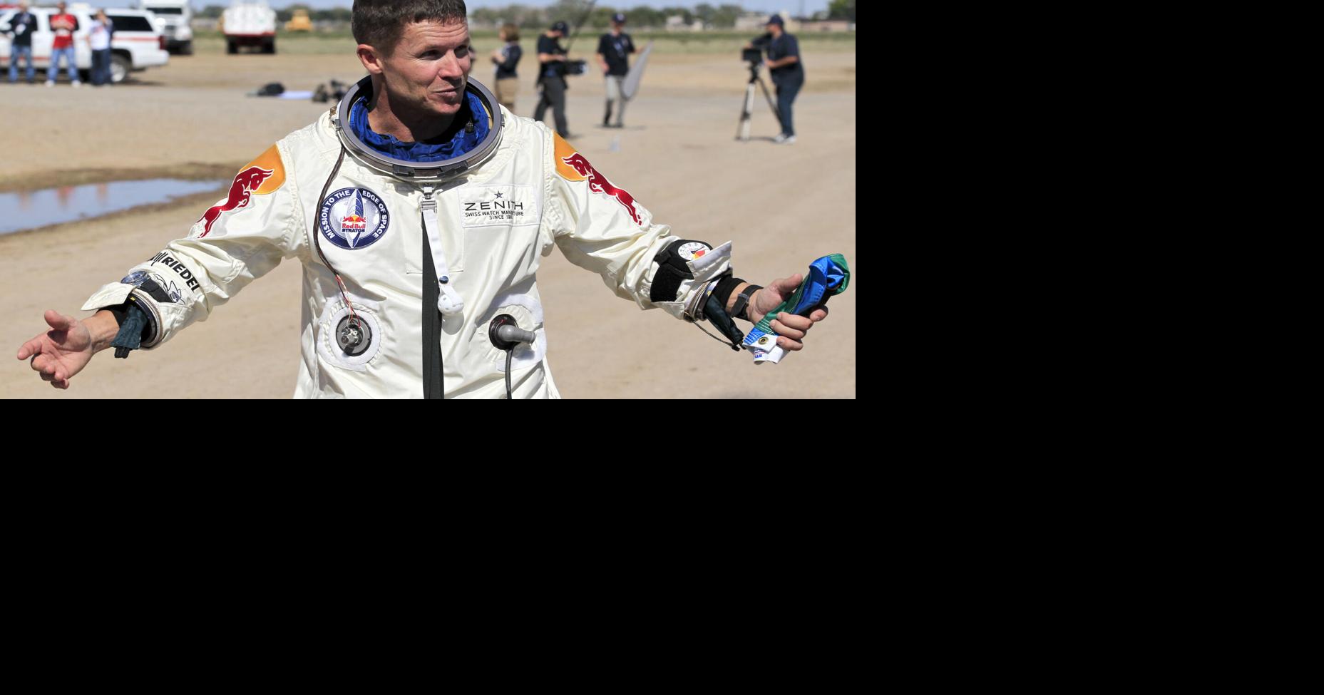 Skydiver Felix Baumgartner dies in crash