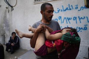 Israeli defense minister warns of Gaza City's destruction unless Hamas yields to his country's terms