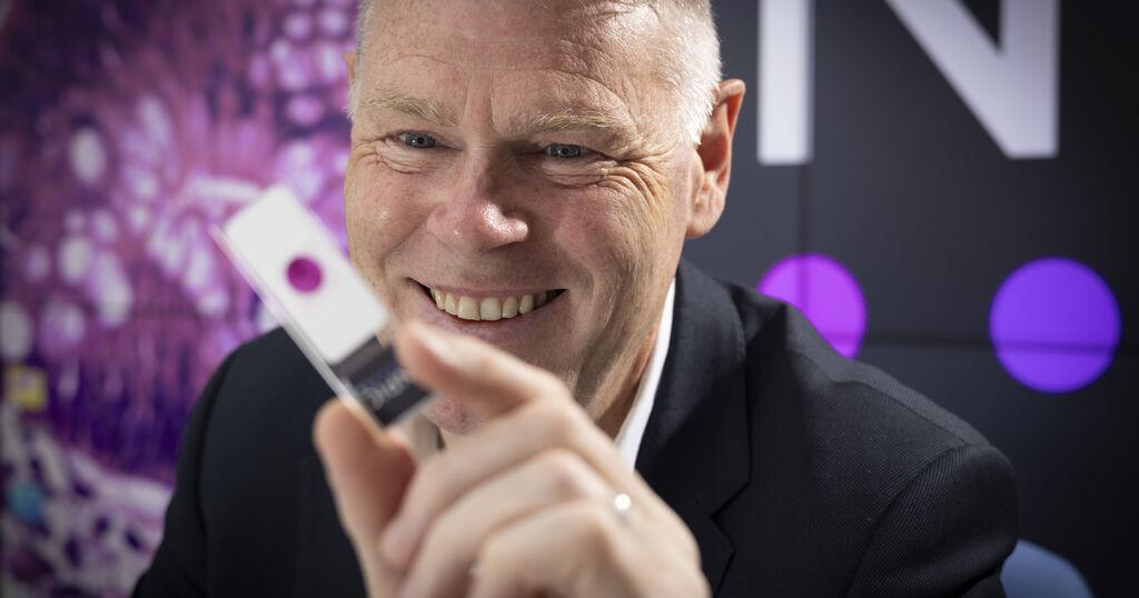 Pathology slides linked to the Leeds-developed TANGO technology