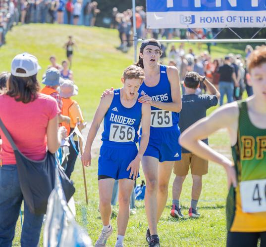 U-32, Harwood, MHS battle for XC titles | Slider | timesargus.com