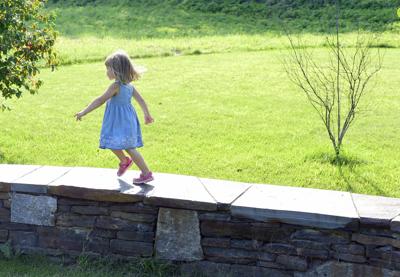 Wall runner