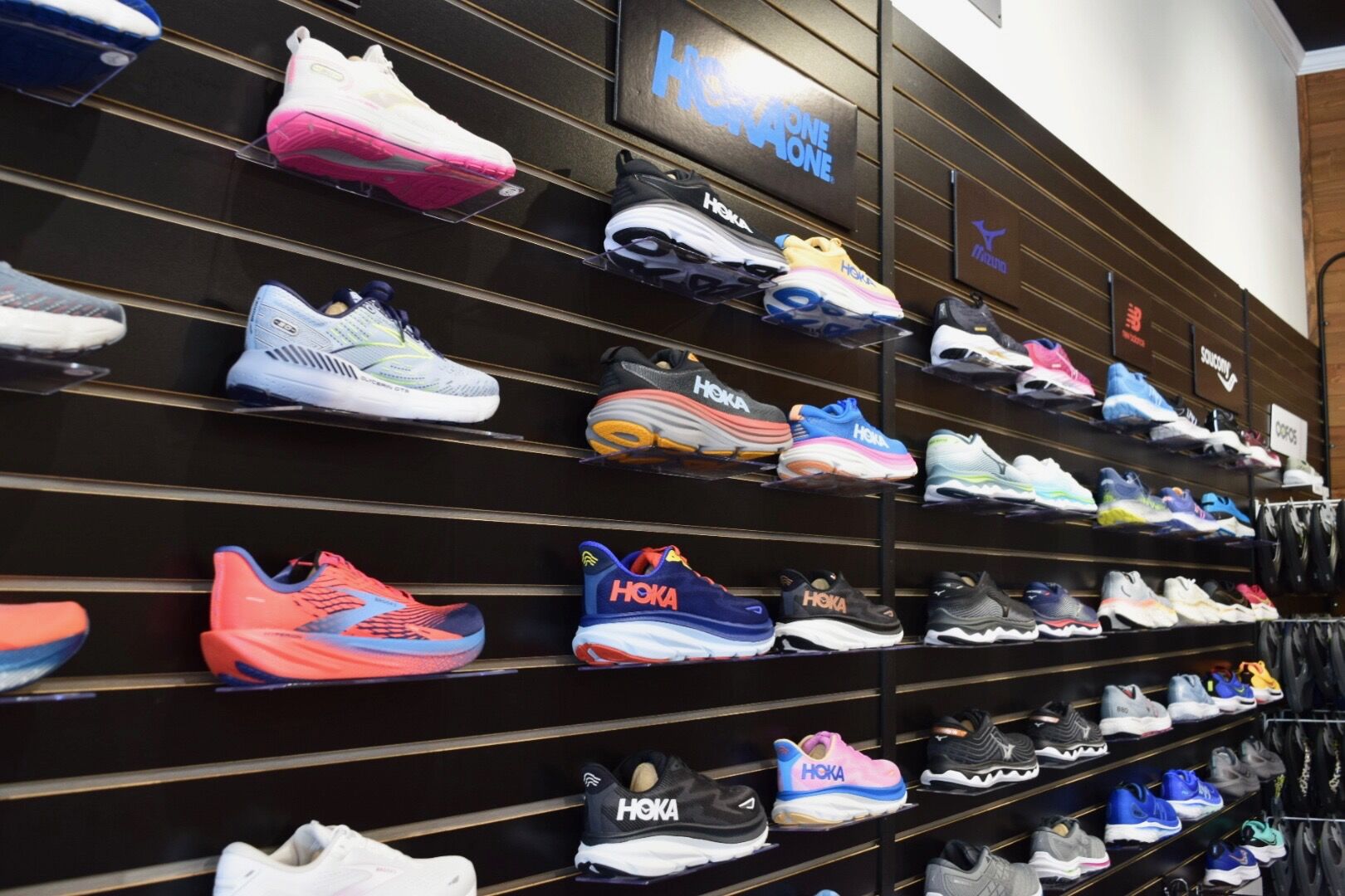 Track shoes outlet store