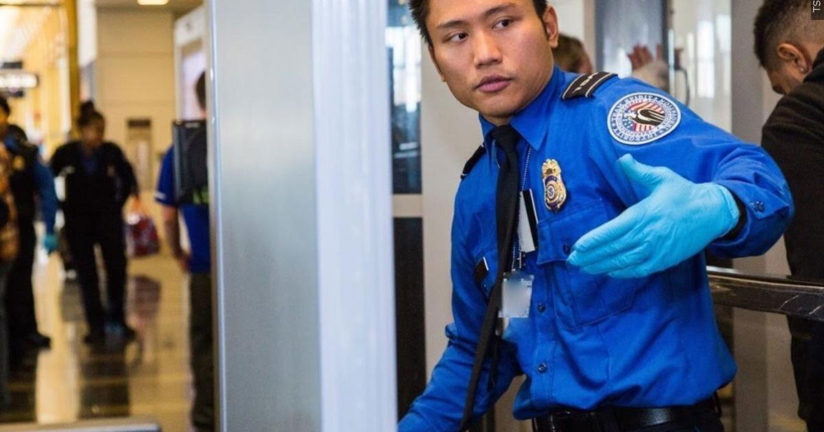 Foot Checkpoints Get ready to pass through US airport security checkpoints with your ...