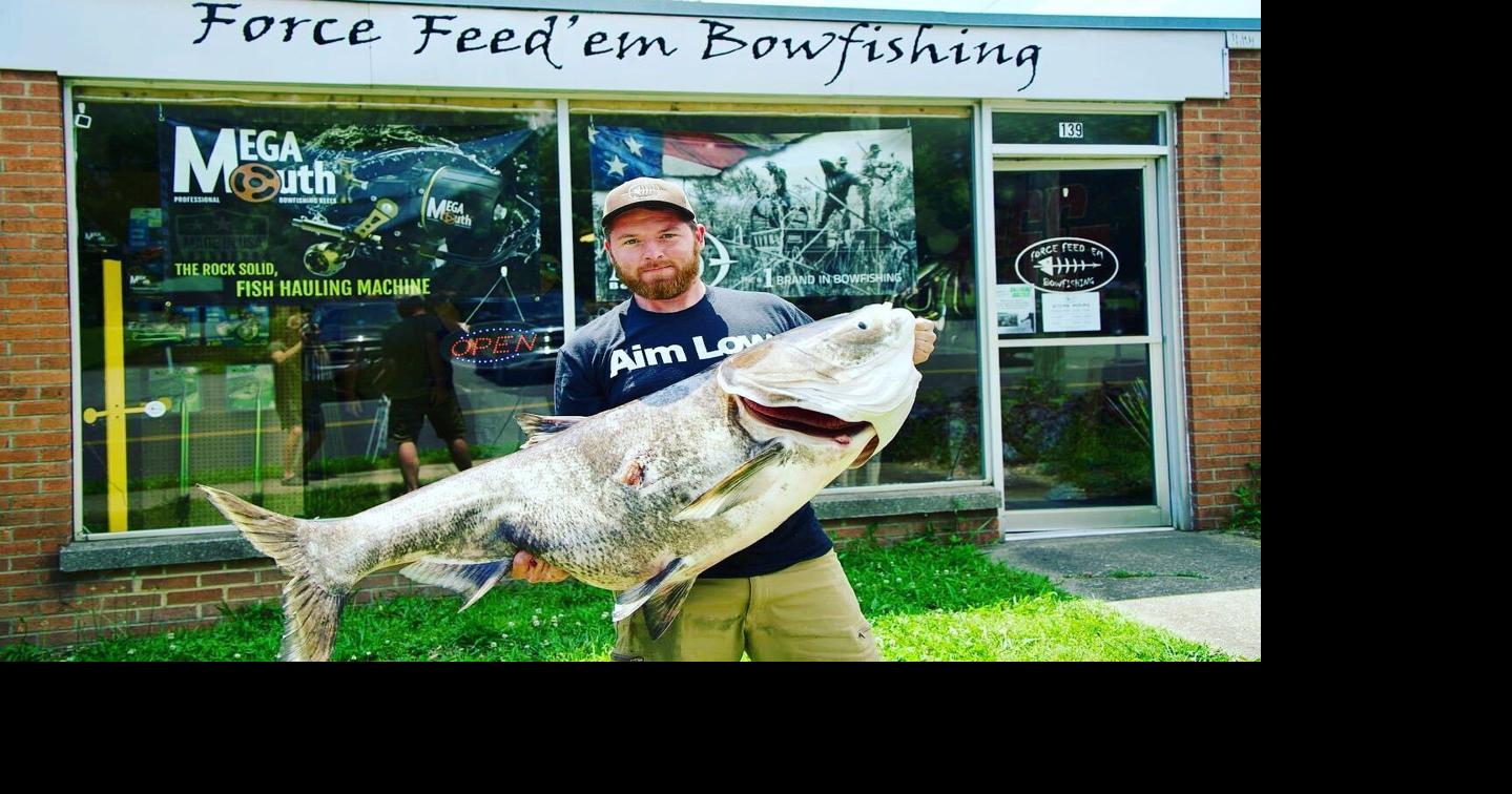 Experienced guide offers bowfishing charters in Lyon County