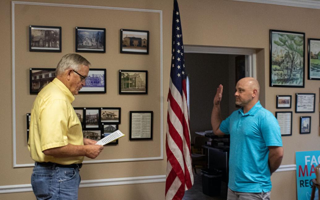 Council member sworn in, budget approved at Fredonia City Council