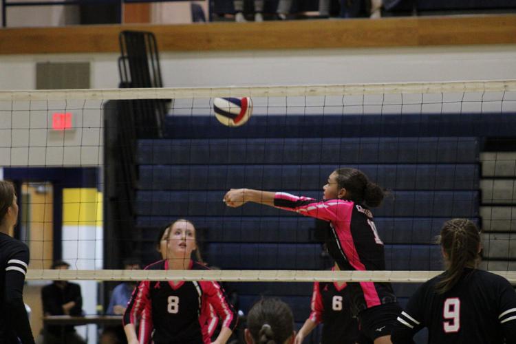 East Fairmont volleyball goes 11 in trimatch against Preston and