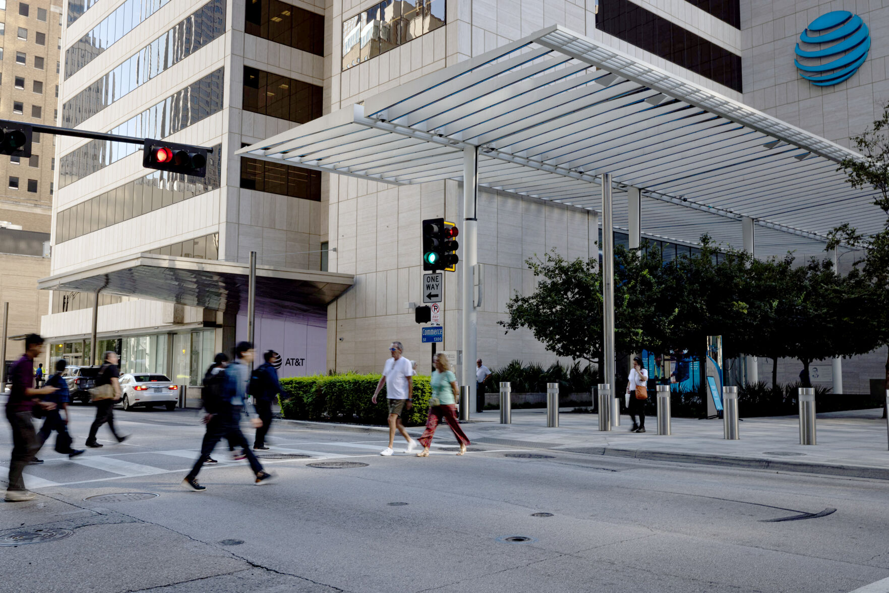 AT&T to build global headquarters in suburb, leaving Downtown Dallas ...