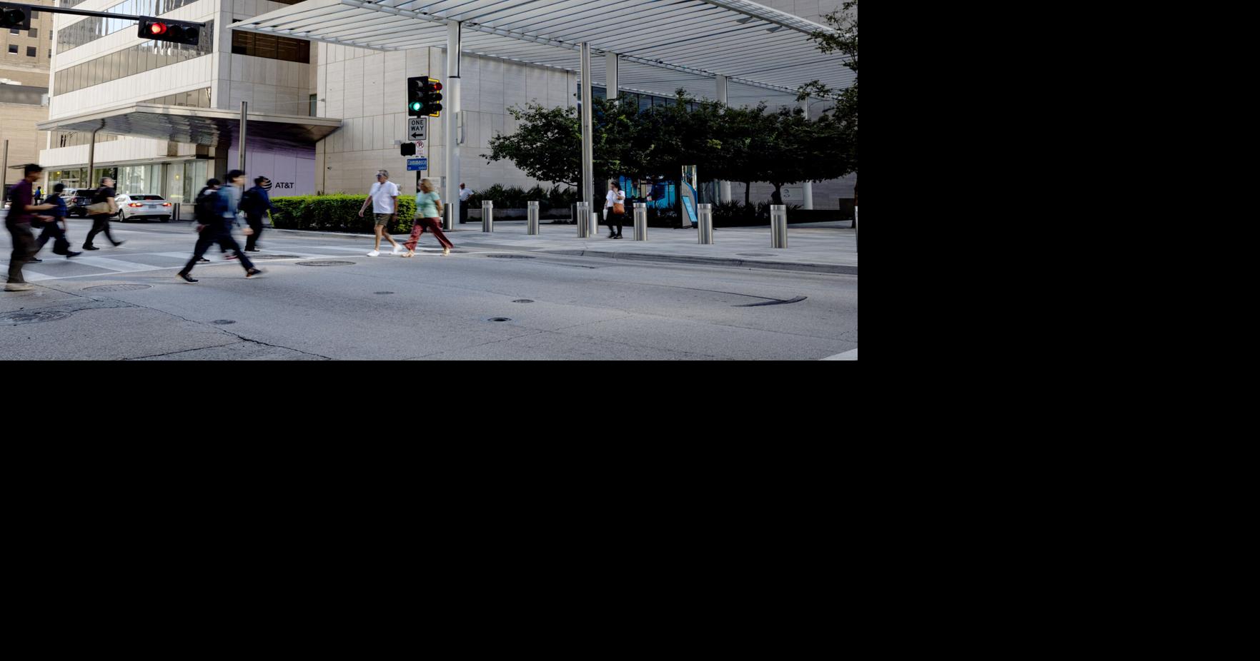 AT&T to build global headquarters in suburb, leaving Downtown Dallas campus in limbo