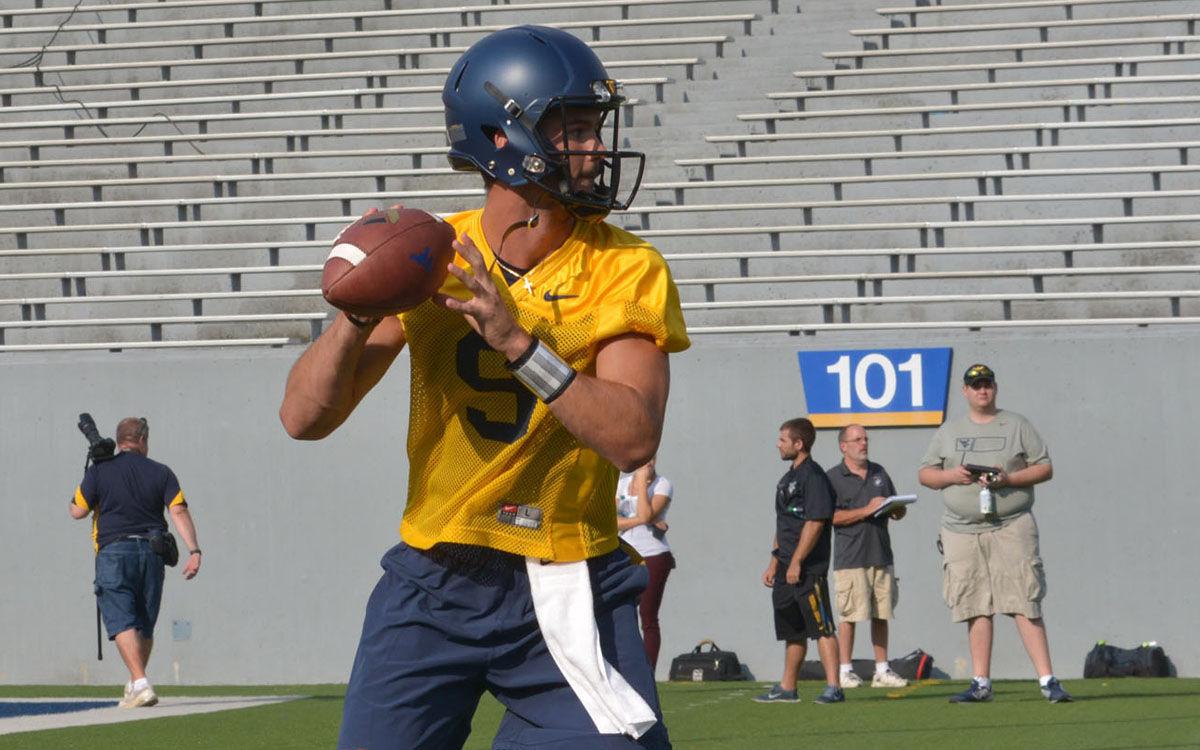 Clint Trickett Coaching High Quality Athletes From All Different