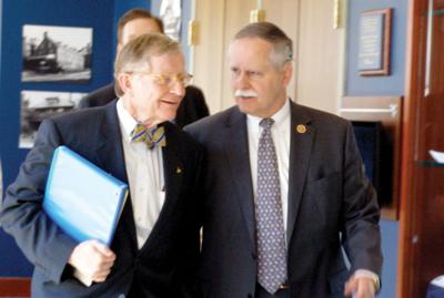 Gee and McKinley at WVU Healthcare Forum-EG.jpg