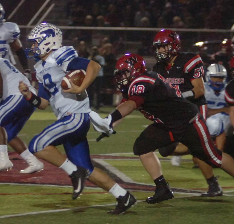 Fshs S Gilbert Scores Six Tds As Polar Bears Rout Weir Photos
