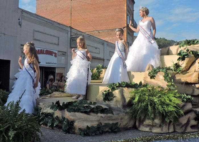Parade officially kicks off Mannington Fair PHOTOS News