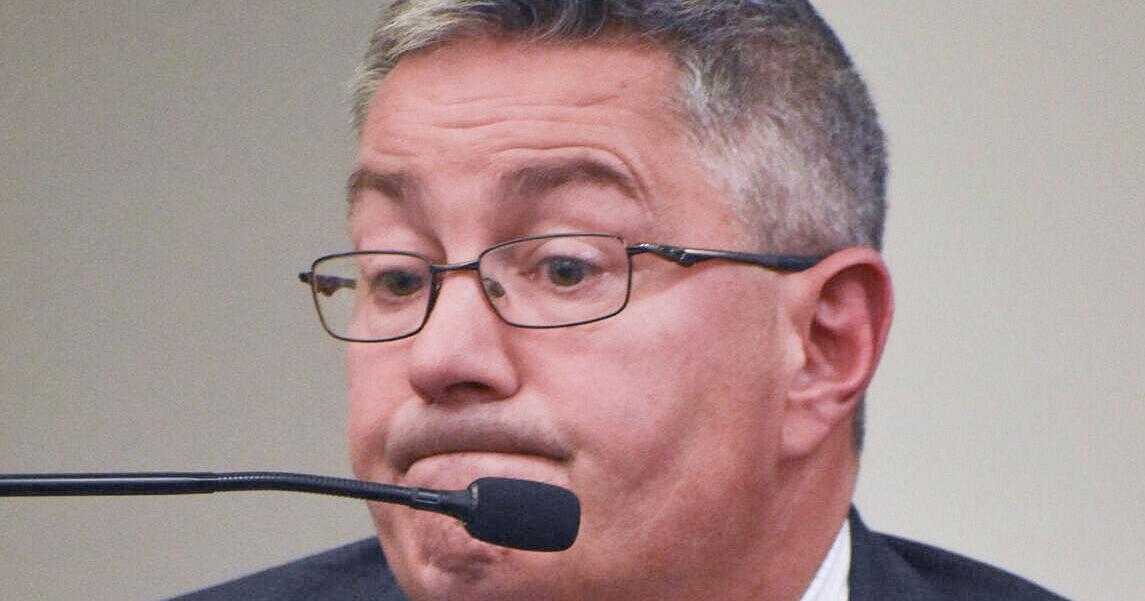 Attorney leads court round and round, where evidence is no one knows ...