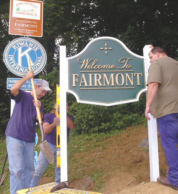 New signs welcome people to Friendly City | Local News | timeswv.com