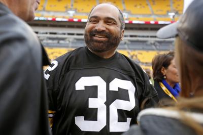 Steelers unveil Franco Harris' retired jersey
