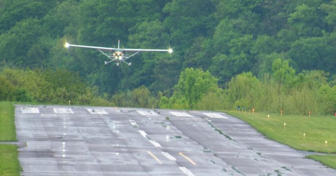 FAA: Fairmont airport must communicate with Clarksburg airport to avoid in-flight collisions - Vimarsana News