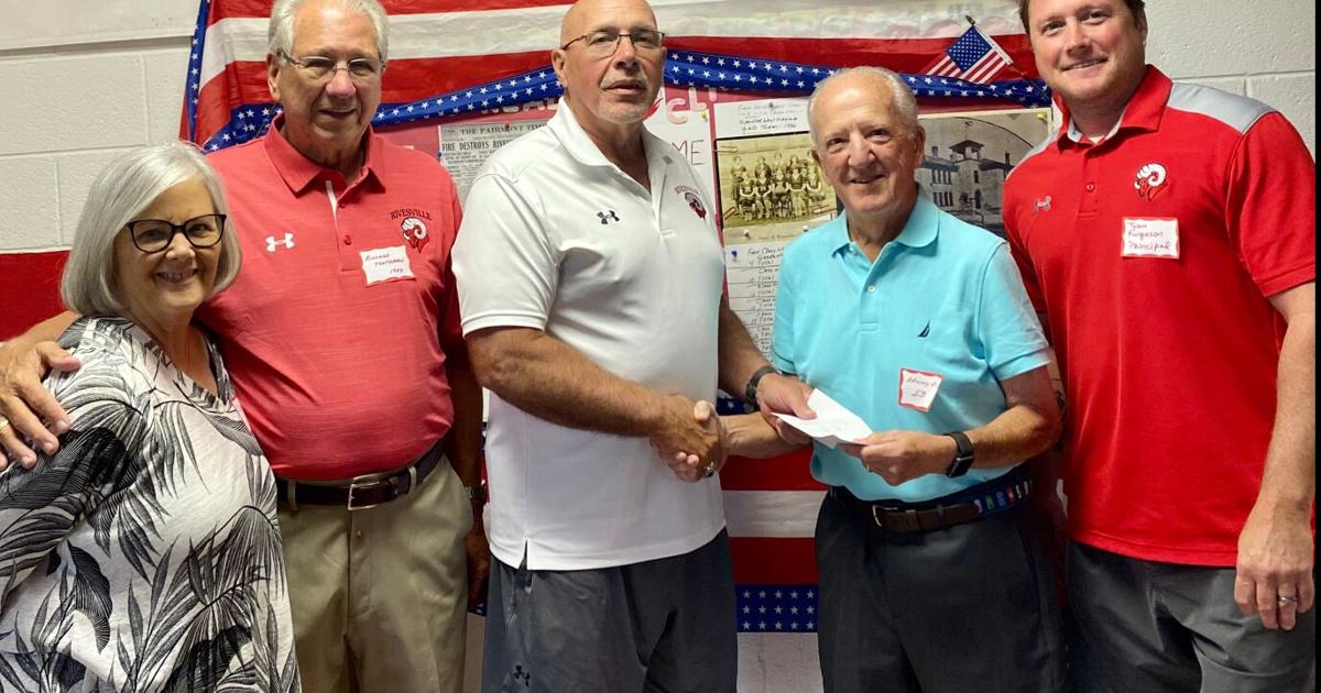 Rider family donates 10K to Rivesville Foundation in honor of Ernie