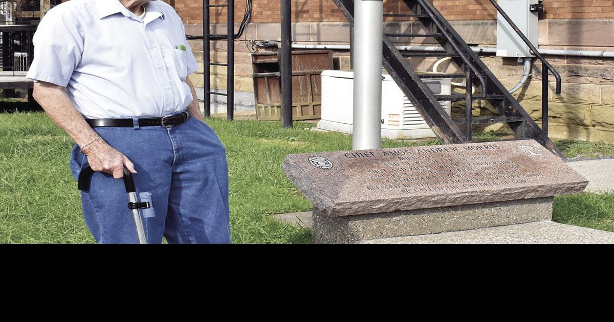 Stone dedicated in Mannington to former police chief PHOTOS News