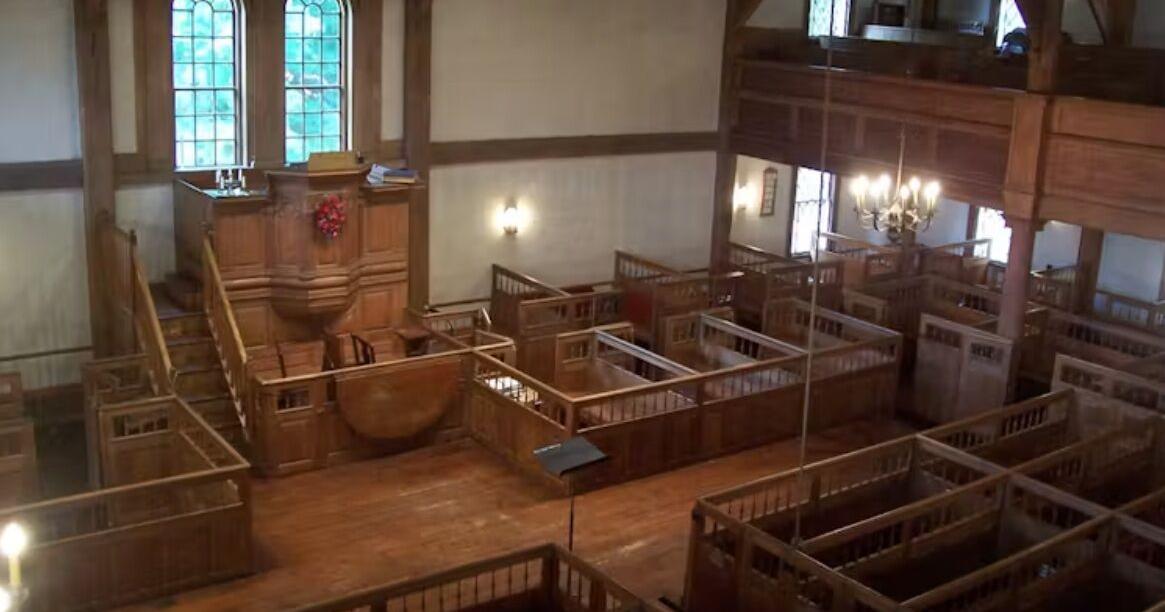 The financial dilemma that wound up helping US churches thrive