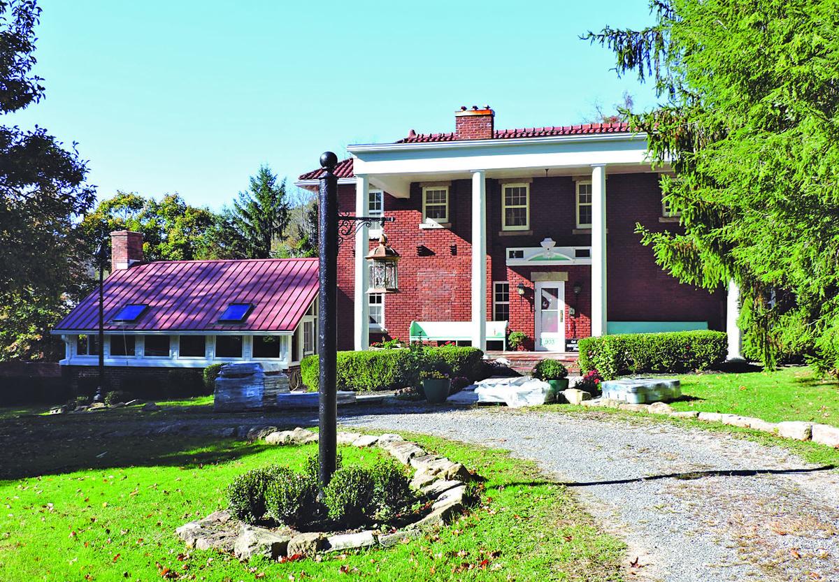 Historic Farms Drive residence changing hands again PHOTOS News