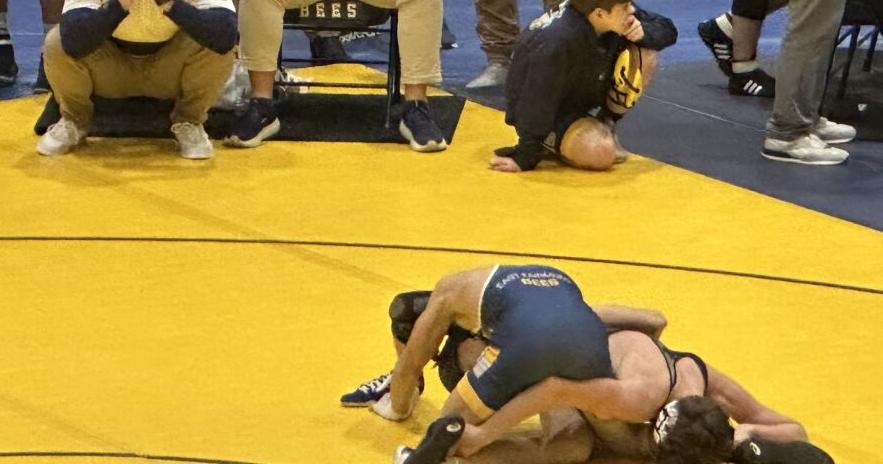 Fairmont Senior rises to occasion in Big X Conference wrestling ...