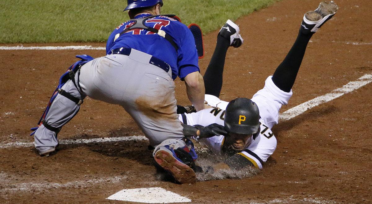 25 April 2015: Pittsburgh Pirates Shortstop Jordy Mercer (10