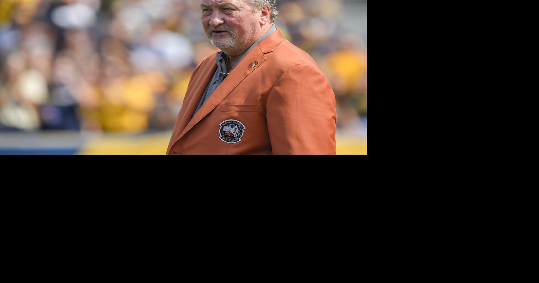 WVU's Huggins issues apology after homophobic slur on radio show WVU