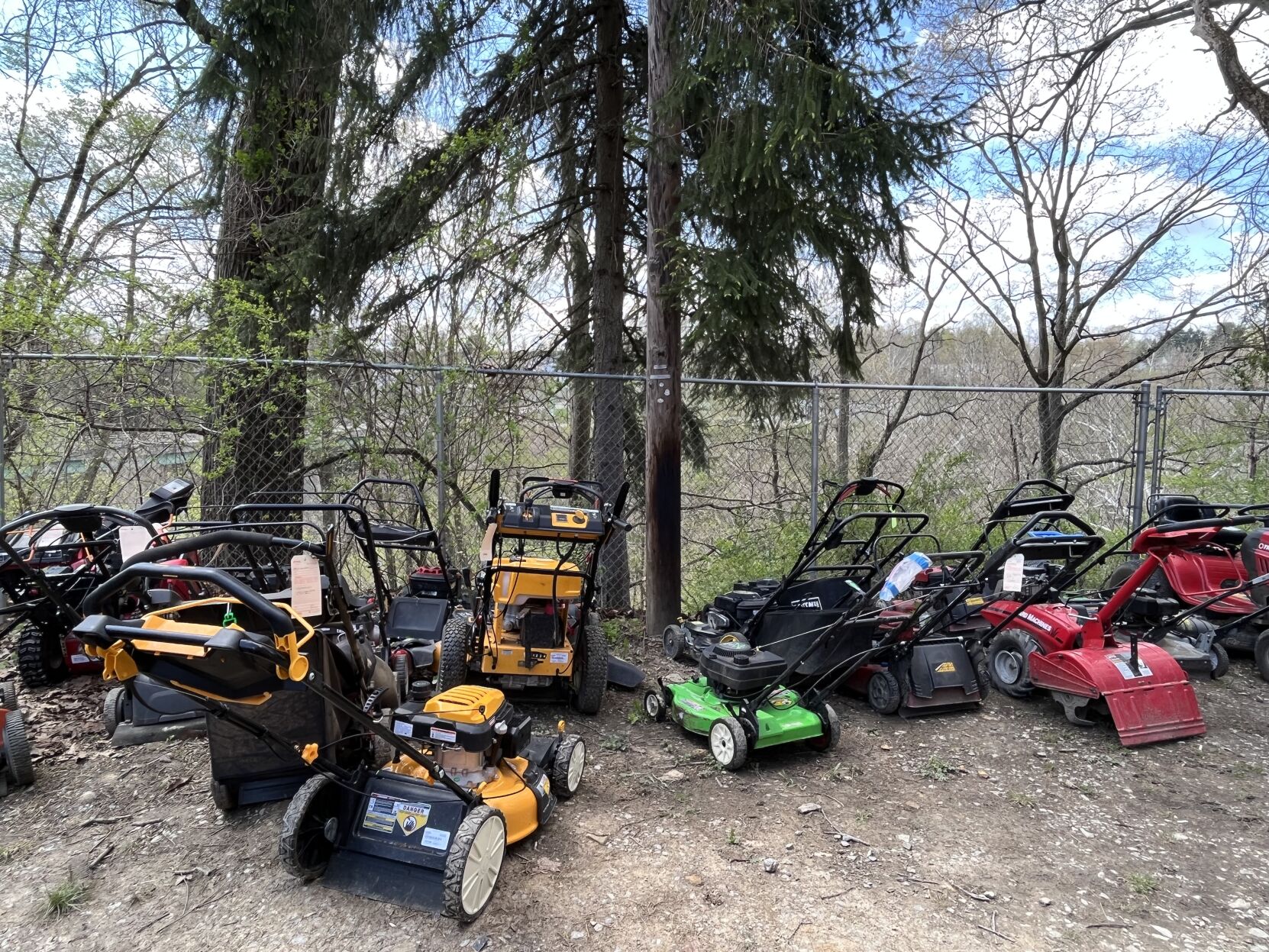 Farmington lawn best sale mower repair