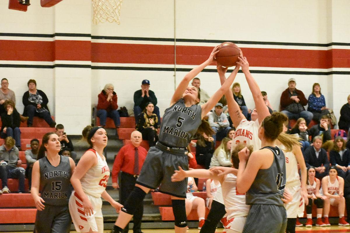 Huskies Tick Off 28 6 Over 11 Minute Stretch For Comeback Win Over
