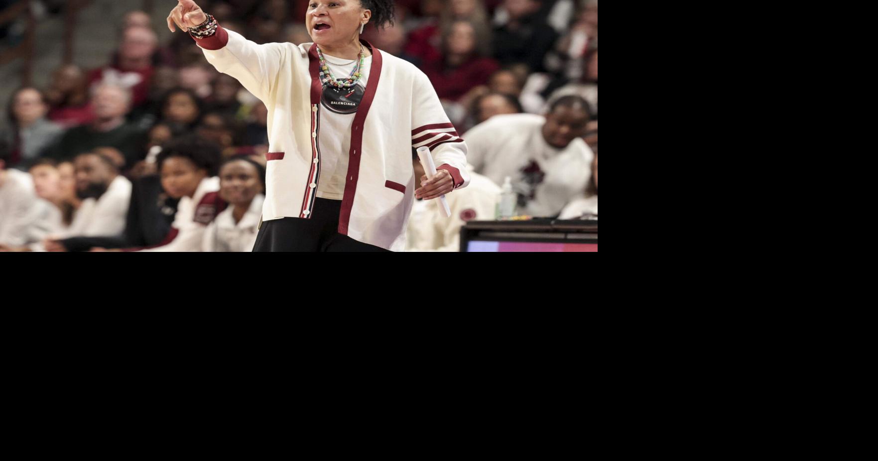 Joyce Edwards leads No. 3 South Carolina to rout of USF
