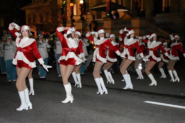PHOTOS Fairmont Christmas parade News