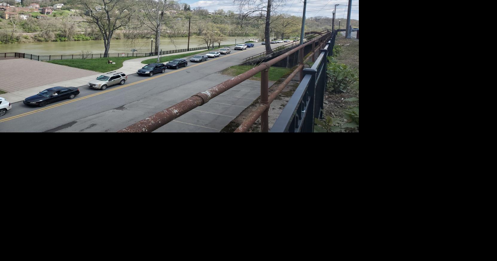 Housing Authority distributes 1,200 boxes of food