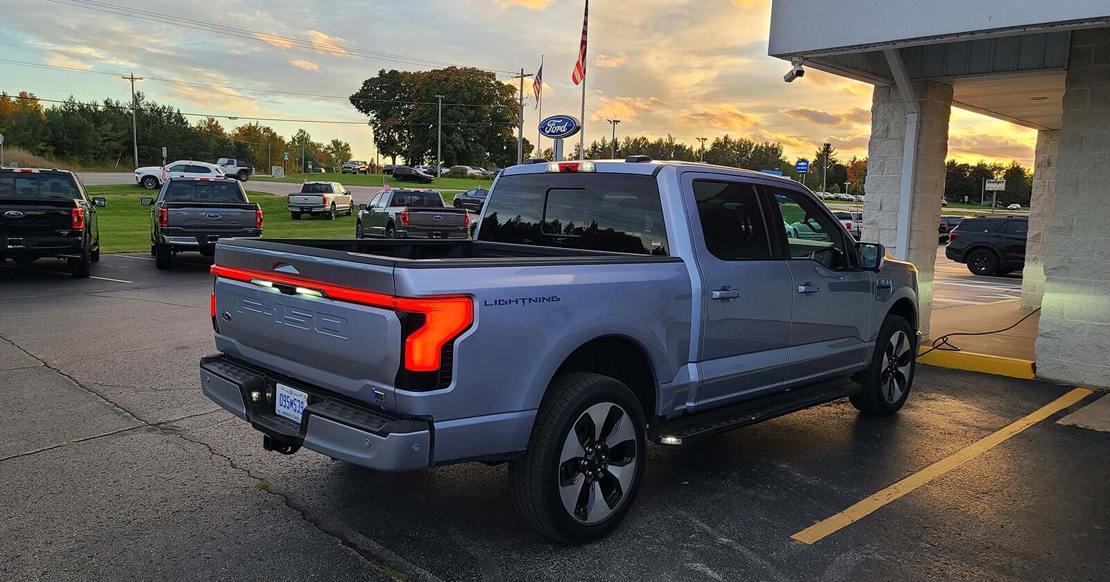 Ford nixes Model e dealer program, letting all US retailers sell EVs - Vimarsana News
